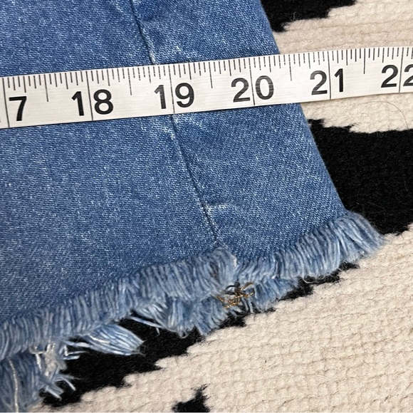 Reformation Dixie High Waist Denim Cutoff Jean Shorts Size 26 - Picture 11 of 12